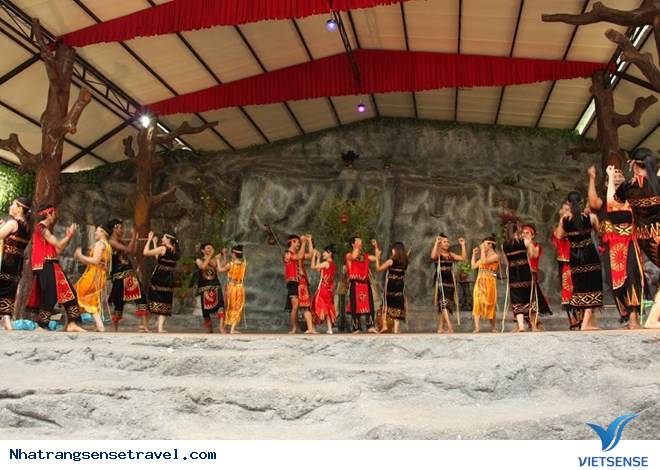 Nha Trang Tổ Chức Lễ Hội "Huyền Thoại Thác Yangbay" - Ảnh 1 Nha Trang Tổ Chức Lễ Hội "Huyền Thoại Thác Yangbay" - Ảnh 1