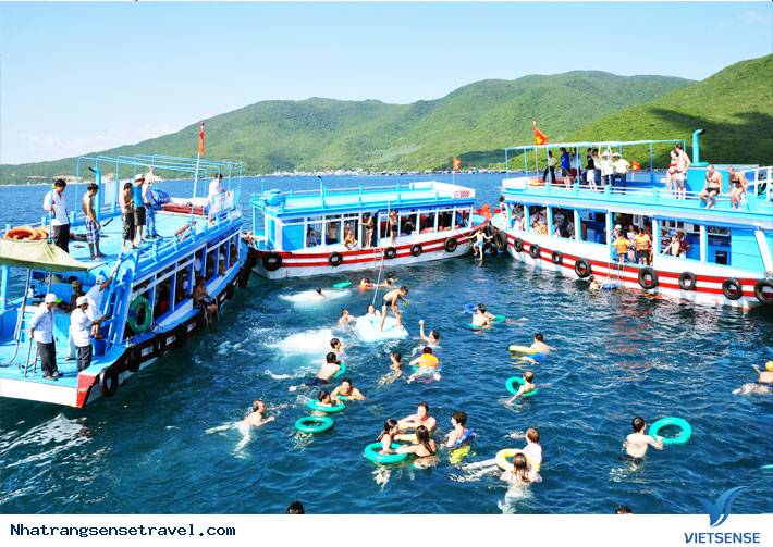 Nha Trang tưng bừng với lễ hội Carnival của Vinpearl Land - Ảnh 3