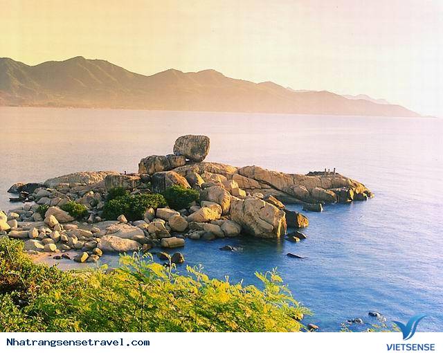 khu thăm quan hòn Chồng Nha Trang khu nghỉ dưỡng
hòn Chồng Nha Trang