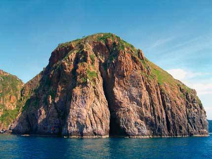 ../view/at_nhung-dia-diem-du-lich-nha-trang-hap-danp5_39781f00c0962bc774244541027d108f.jpg Hòn ông nha trang