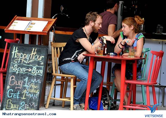 Phố Tây Tại Nha Trang – Một Phần Thế Giới Hội Tụ Nơi Đây - Ảnh 3