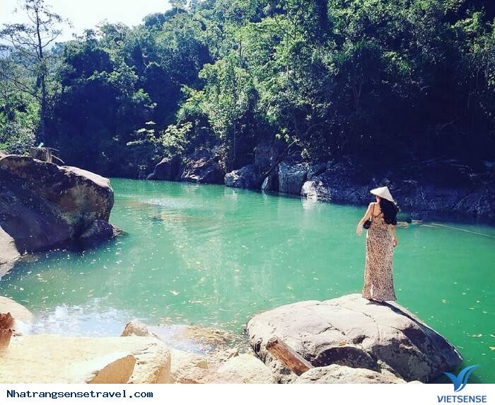 Tại sao lại gọi là “Ba Hồ”? Tại sao lại gọi là “Ba Hồ”?