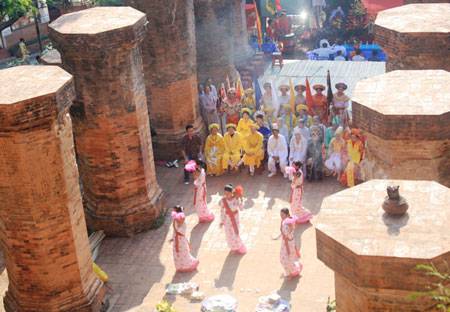 Tổng Hợp Những Địa điểm thăm quan Nha Trang Hấp Dẫn (P1) - Ảnh 11