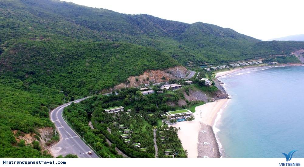 Trạm dừng chân ở đèo Cù Hin Nha Trang - Ảnh 1 Trạm dừng chân ở đèo Cù Hin Nha Trang - Ảnh 1