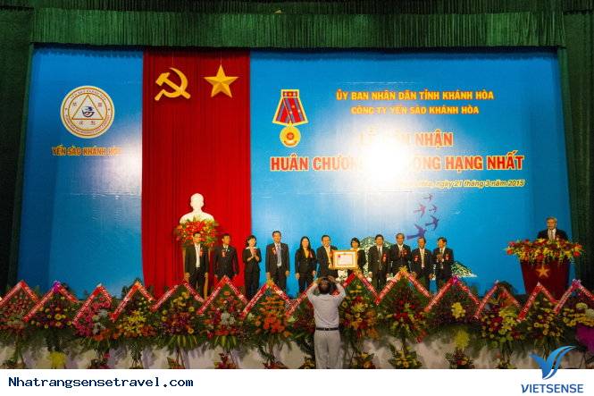Yến Sào Khánh Hòa Đón Nhận Huân Chương Lao Động Hạng Nhất - Ảnh 1 Yến Sào Khánh Hòa Đón Nhận Huân Chương Lao Động Hạng Nhất - Ảnh 1